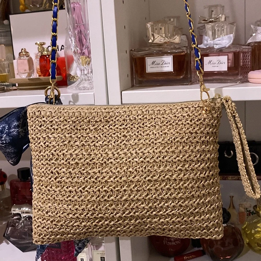 Dior Raffia Pouch - Picture 9 of 13